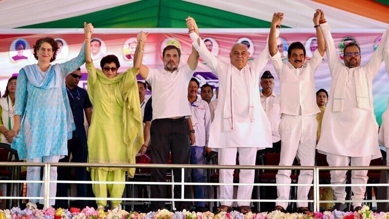 Congress leaders Rahul Gandhi and Priyanka Gandhi with other politicians at an election rally in Haryana on September 30, 2024. Photo: Congress